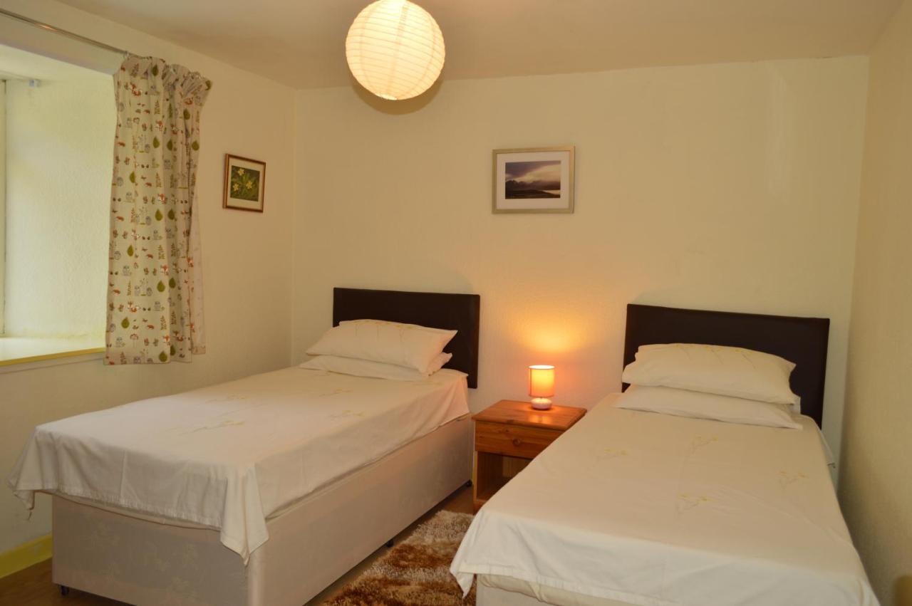 Gorsnavoon Cottage Clachaig Екстериор снимка
